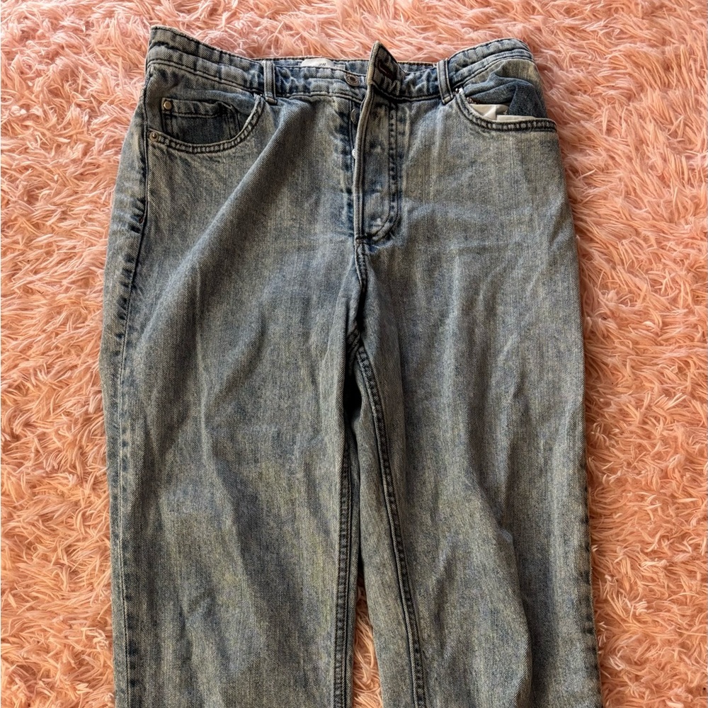 H&M Mid rise/Straight Leg Jeans